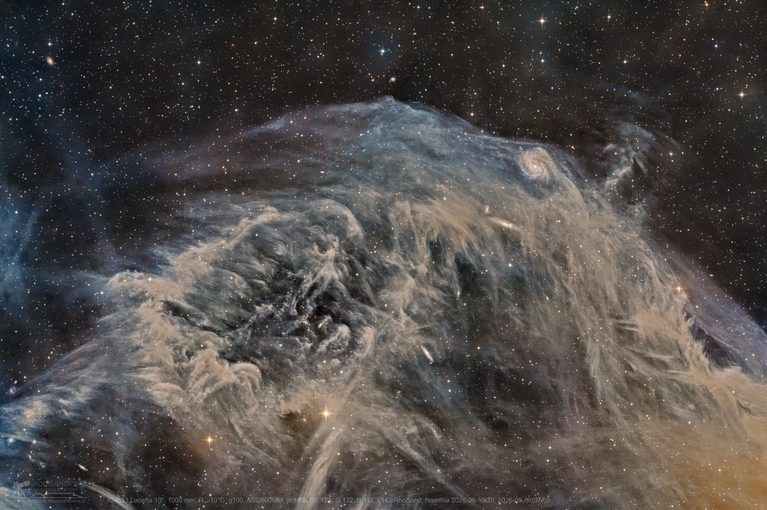 A Sandworm in the Southern Celestial Serpent MW9